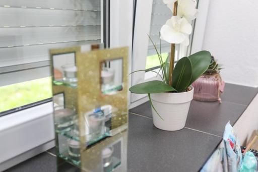 Helly'S Apartman - Self Check-In - Яйце Экстерьер фото
